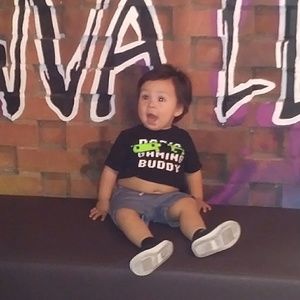 Meet your Posher, Olivia